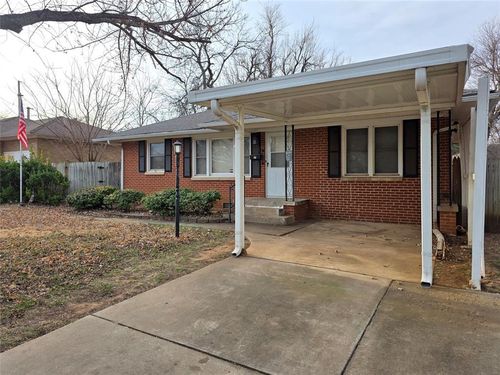 2108 Churchill Way, The Village, OK, 73120-4805 | Card Image