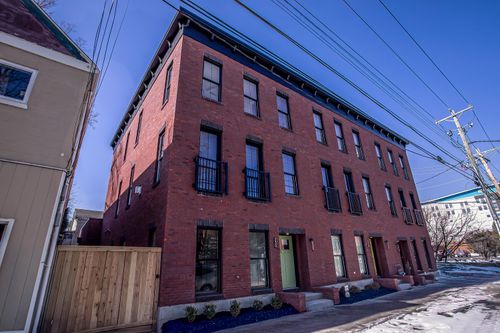 326 Washington Ave, Newport, KY, 41071-1757 | Card Image