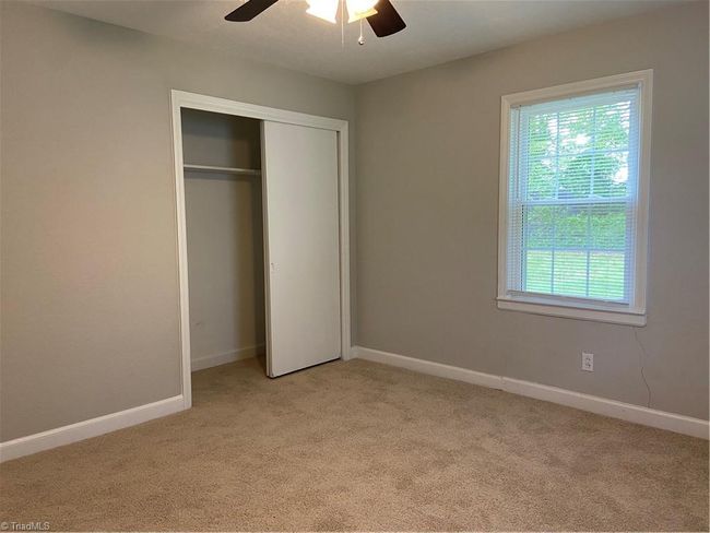 806 Graylyn Dr, House other with 2 bedrooms, 1 bathrooms and null parking in High Point NC | Image 8