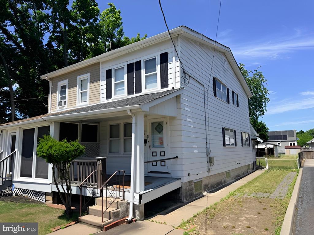 Residential in LAWRENCE 2