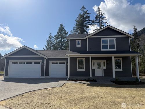 8139 Peaceful Valley Ct, Maple Falls, WA, 98266-7017 | Card Image
