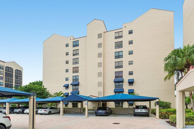APT-802 - 7578 Regency Lake Dr, Condo with 3 bedrooms, 3 bathrooms and null parking in Boca Raton FL | Image 30