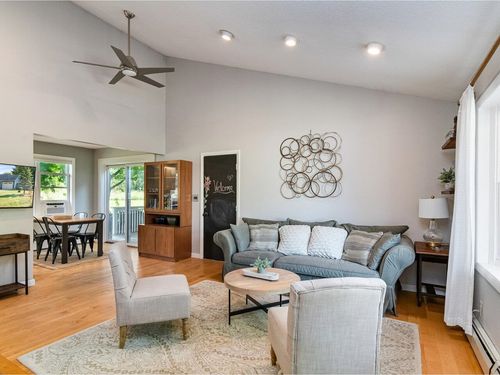 232 Lefebvre Ln, Williston, VT, 05495-2012 | Card Image