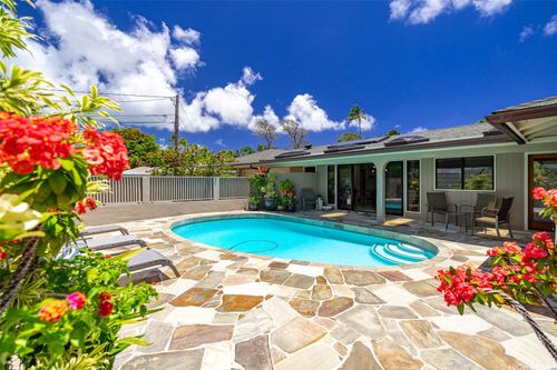 176 Kaiholu St, Kailua, HI, 96734-1968 | Card Image