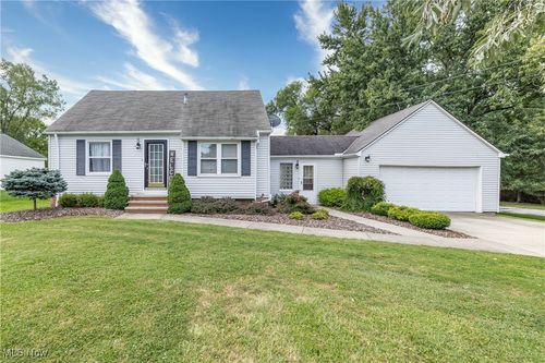 2701 W Sprague Rd, Broadview Heights, OH, 44147-1046 | Card Image
