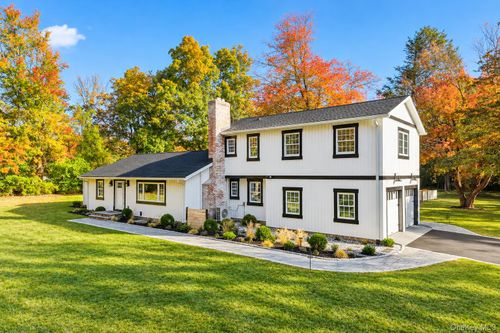 145 Smith Ridge Rd, South Salem, NY, 10590-1925 | Card Image