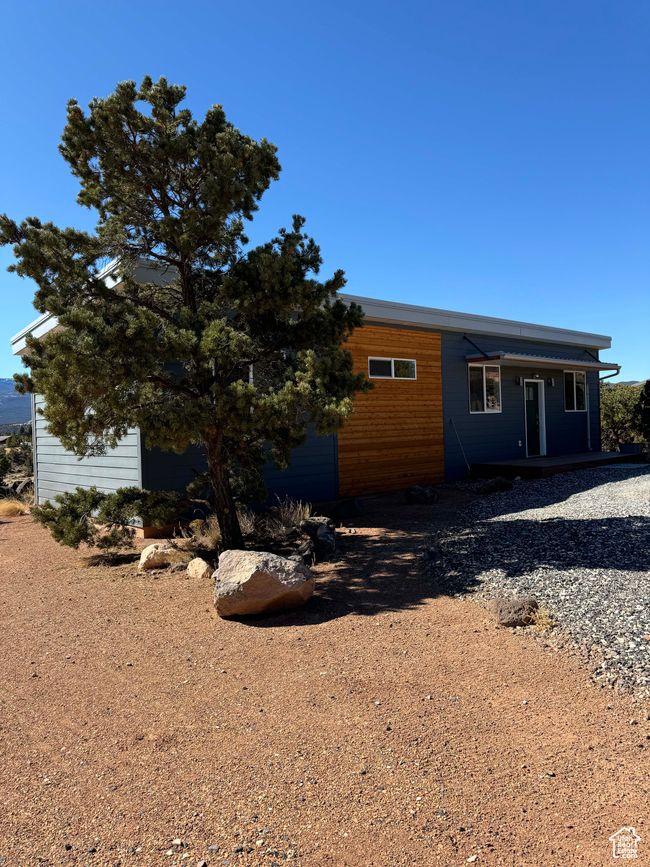 View of front of other rental | Image 16