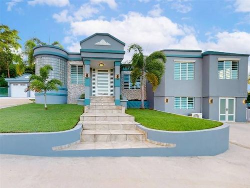 Carr 2 Int Km.Hm Bo Garrochales, Arecibo, PR, 00612 | Card Image