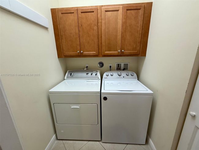 3390 - 3390 Nw 124 Th Ter, House other with 4 bedrooms, 4 bathrooms and null parking in Sunrise FL | Image 24