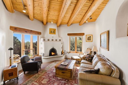 23 Camino De Las Minas, Santa Fe, NM, 87508-9491 | Card Image