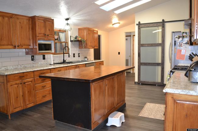 295 E Cottonwood Dr, House other with 4 bedrooms, 2 bathrooms and null parking in Mountain View WY | Image 12