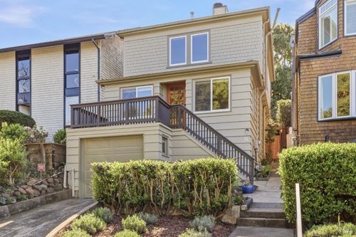 31 Acacia Ave, Belvedere Tiburon, CA, 94920-2307 | Card Image