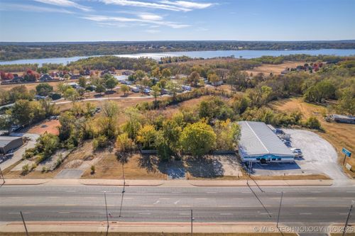 2100 Us Highway 59, Grove, OK, 74344-3702 | Card Image