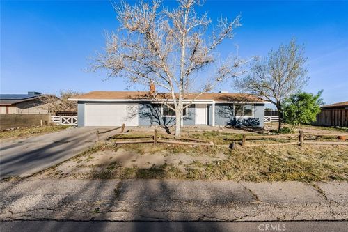 40974 156th St E, Lake Los Angeles, CA, 93535-7038 | Card Image