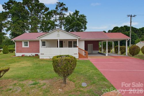 149 Dobbins St, Wallace, NC, 28466-9250 | Card Image