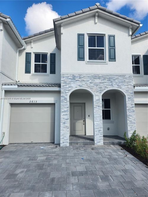 2613 Se 10th St, Homestead, FL, 33035-2588 | Card Image