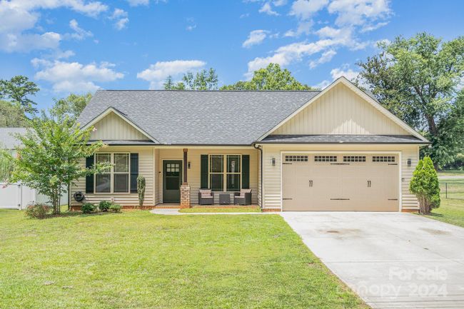 2417 Collins Dr, House other with 3 bedrooms, 2 bathrooms and null parking in Albemarle NC | Image 5