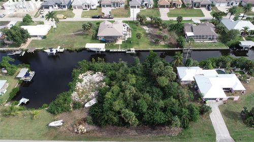 4114 Palm Dr, PUNTA GORDA, FL, 33950-7301 | Card Image