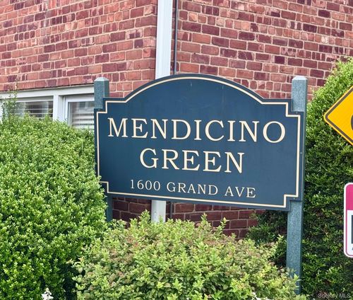 r3-1600 Grand Ave, North Baldwin, NY, 11510-1896 | Card Image