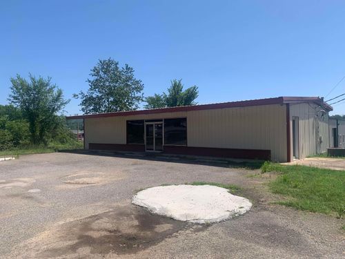 794 Highway 65 Byp, Clinton, AR, 72031 | Card Image