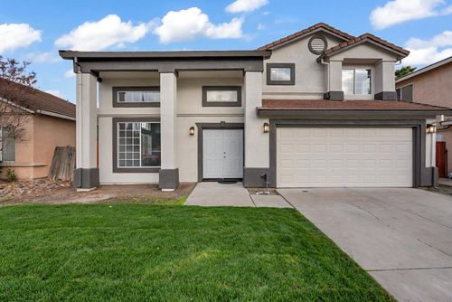 9264 Little Creek Cir, Stockton, CA, 95210 | Card Image