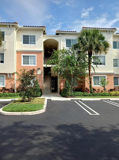 apt-9212-9857 Baywinds Dr, Royal Palm Beach, FL, 33411-1843 | Card Image