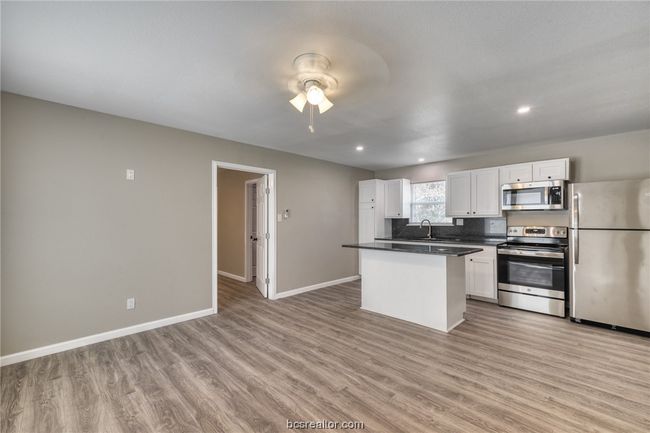 9337 Ash St Loop, Home with 0 bedrooms, 0 bathrooms and null parking in Midway TX | Image 4