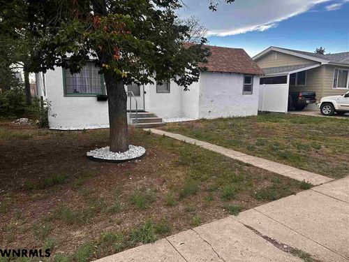 1806 Avenue H, Scottsbluff, NE, 69361-2347 | Card Image