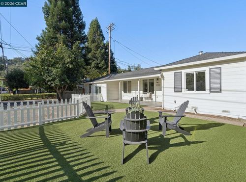 939 Mountain View Dr, Lafayette, CA, 94549-3728 | Card Image