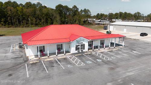 6501 Highway 90, Moss Point, MS, 39563 | Card Image