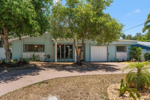 1105 Sunnydale Dr, Clearwater, FL, 33755-1440 | Card Image