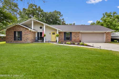 17079 Gina Ln, Gulfport, MS, 39503-7720 | Card Image