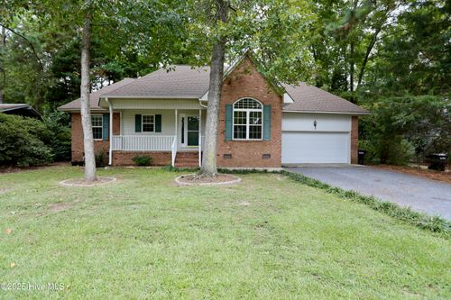 285 Gun Club Dr, Pinehurst, NC, 28374-8025 | Card Image