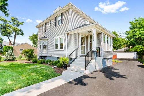 3827 Hollywood Ave, Brookfield, IL, 60513-1721 | Card Image