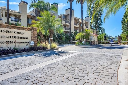 231-5525 Canoga Ave, Woodland Hills, CA, 91364 | Card Image