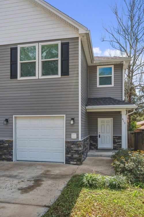 615 31st St, Niceville, FL, 32578-2512 | Card Image