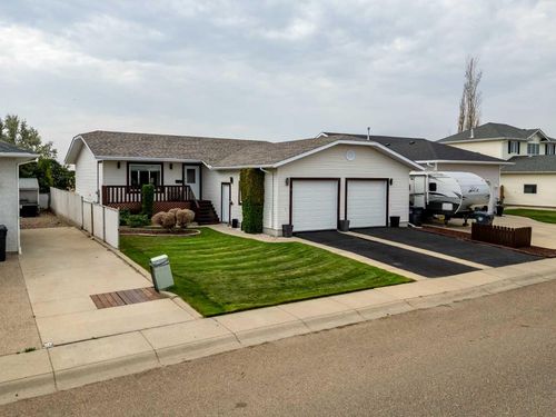 14 Redcliff Way Sw, Redcliff, AB, T0J2P0 | Card Image