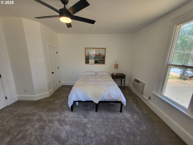 60355 Highway 26, House other with 5 bedrooms, 4 bathrooms and null parking in John Day OR | Image 16