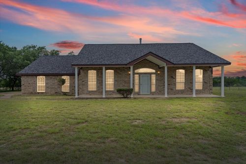 943 Honeysuckle Dr, Killeen, TX, 76549-3502 | Card Image
