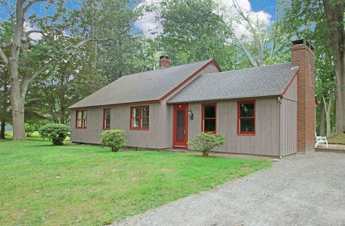 14 Ferry Rd, Chester, CT, 06412-1231 | Card Image