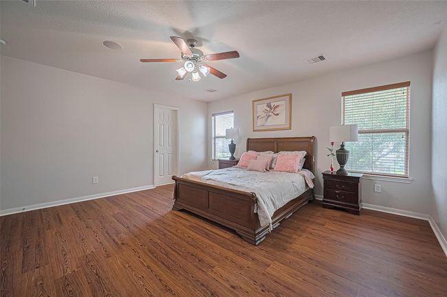 The Primary Bedroom | Image 28