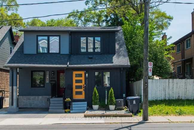 2311 Gerrard St E, House attached with 3 bedrooms, 2 bathrooms and null parking in Toronto ON | Image 25