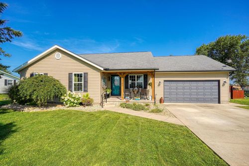 1387 Dill Rd Ne, Bloomingburg, OH, 43106-9710 | Card Image