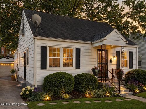 114 Staebler Ave, Louisville, KY, 40207-2615 | Card Image