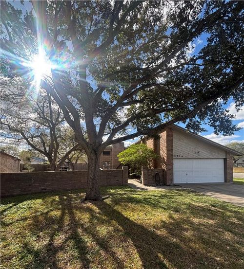 5301 Northgate Cir, Corpus Christi, TX, 78413-4512 | Card Image
