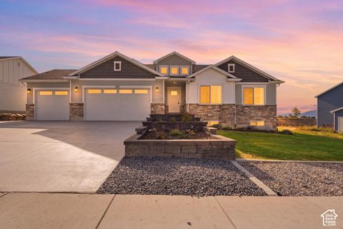 638 E Canyon Rim Rd, Smithfield, UT, 84335-3107 | Card Image