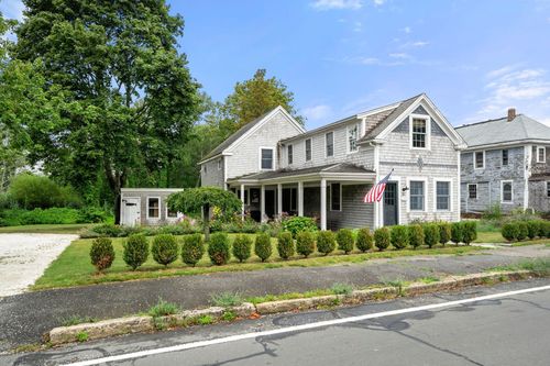 43 Jarves St, Sandwich, MA, 02563-2041 | Card Image