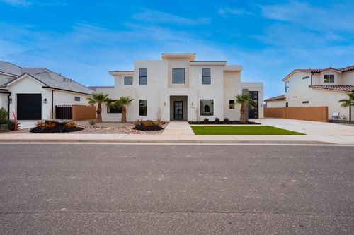 3126 E 2110 S, St. George, UT, 84790-2384 | Card Image