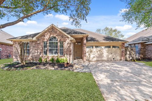 18418 Kenmark Ln, Cypress, TX, 77433-1334 | Card Image