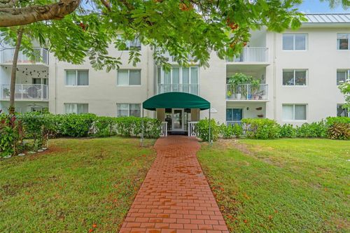 apt-314-240 Galen Dr, Key Biscayne, FL, 33149-1921 | Card Image